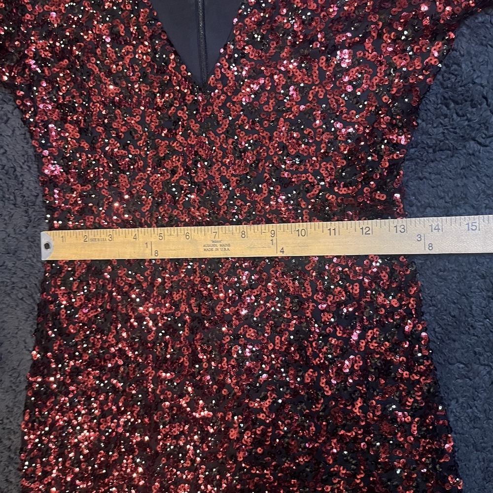 Express Women‎ Burgundy Black Sequin V-Neck Sheath Cocktail Mini Dress Size 2 - Picture 5 of 9